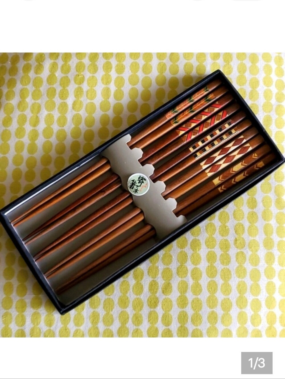 Boxed Set of 5 pairs of vintage wood chopsticks with inlay design